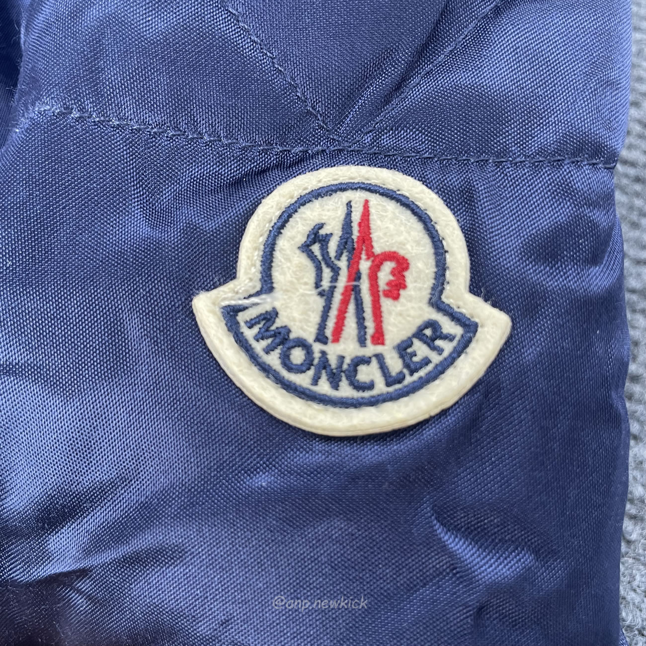 Moncler Dives Down Bomber Jacket (2) - newkick.org